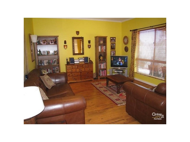 7 The Avenue, Mawson Lakes SA 5095