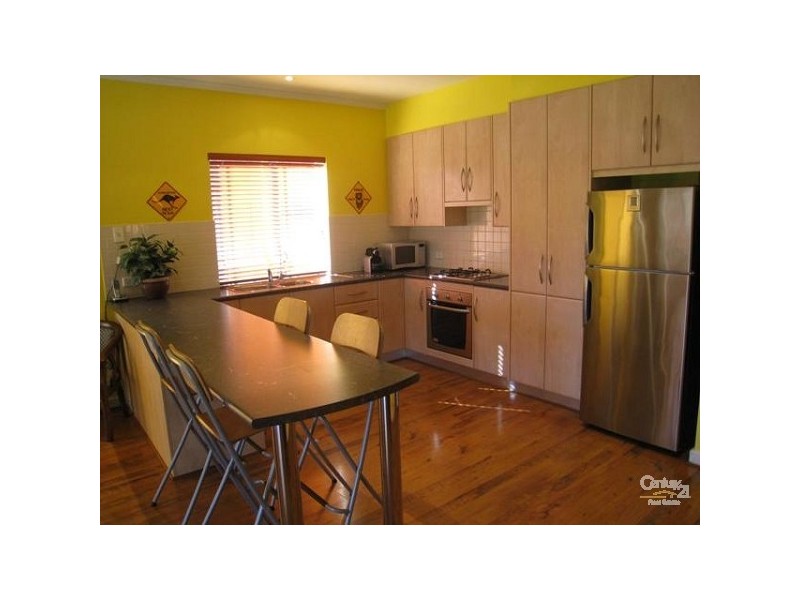 7 The Avenue, Mawson Lakes SA 5095