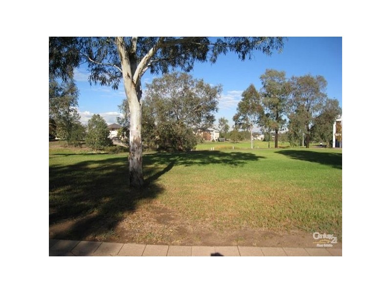 4/16 Parkdale Crescent, Mawson Lakes SA 5095