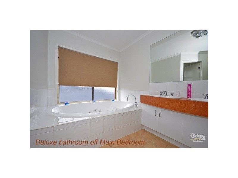 2 Merino Lane, Mawson Lakes SA 5095