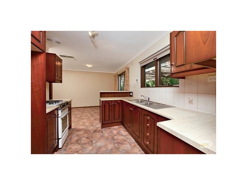 2/2 Maughan Avenue, Redwood Park SA 5097