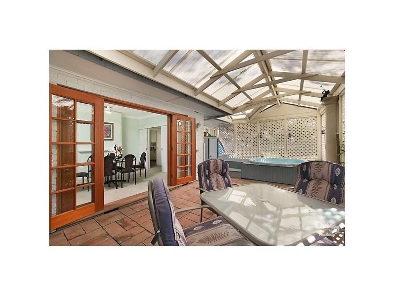 27 Rialto Avenue, Para Hills SA 5096