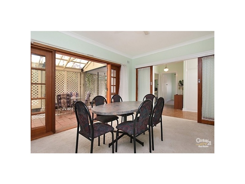 27 Rialto Avenue, Para Hills SA 5096