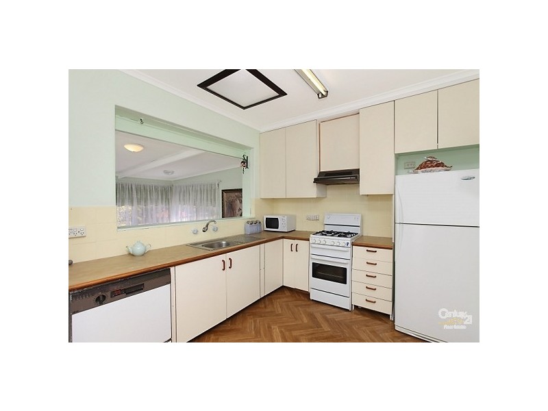 27 Rialto Avenue, Para Hills SA 5096