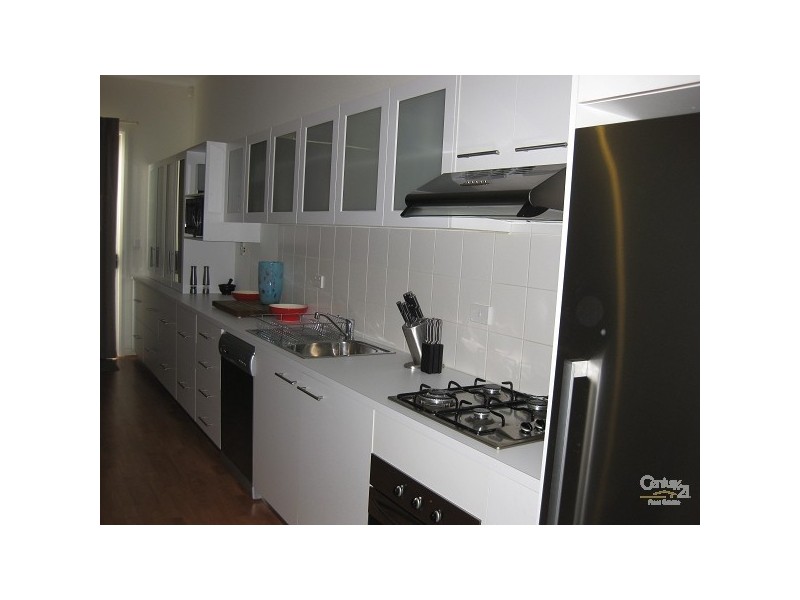 10 Phillipson Circuit, Mawson Lakes SA 5095