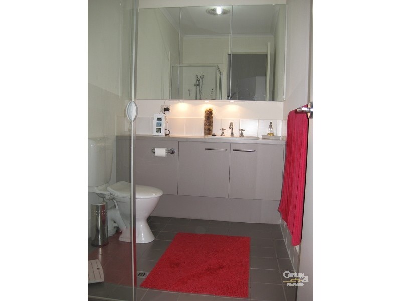 10 Phillipson Circuit, Mawson Lakes SA 5095