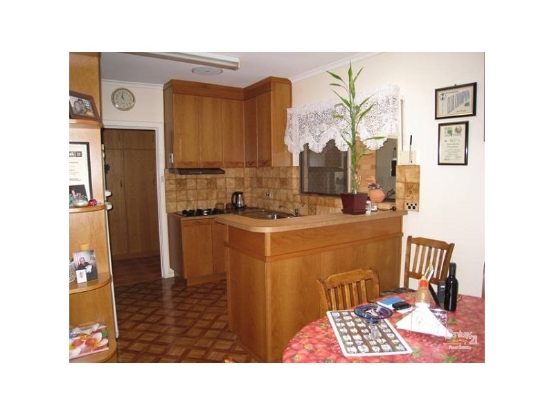 10 Rialto Avenue, Para Hills SA 5096