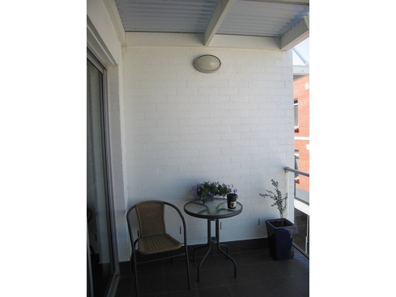 215/6 Metro Parade, Mawson Lakes SA 5095