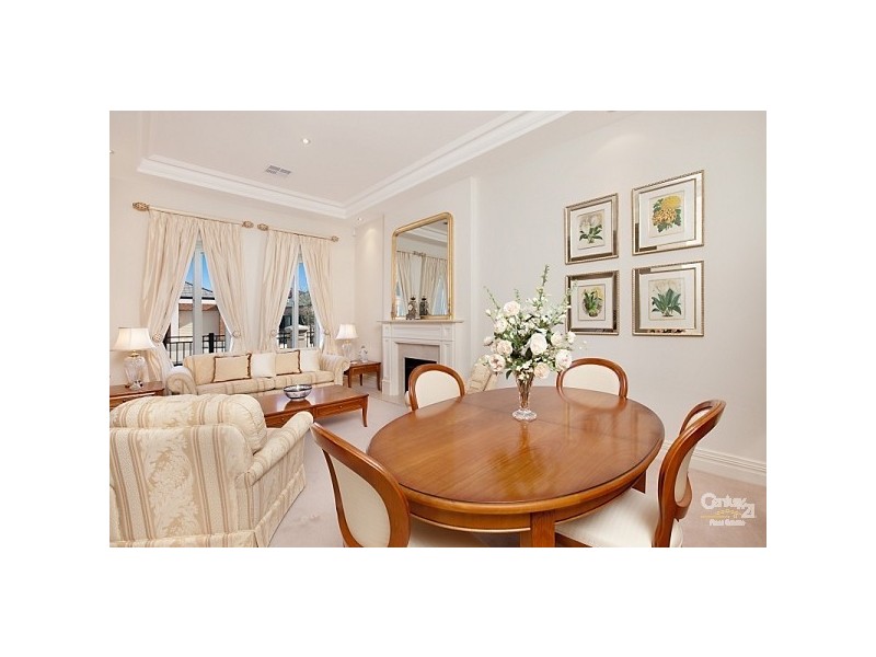 9 Dutton Avenue, Mawson Lakes SA 5095