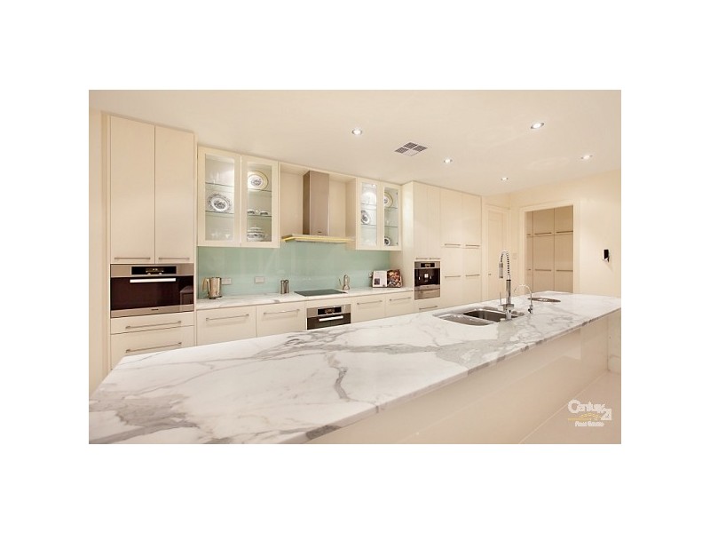 9 Dutton Avenue, Mawson Lakes SA 5095