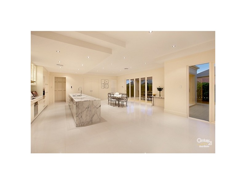 9 Dutton Avenue, Mawson Lakes SA 5095