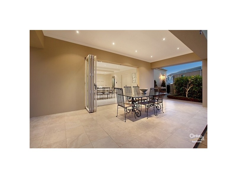 9 Dutton Avenue, Mawson Lakes SA 5095