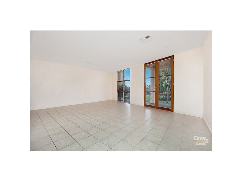 1/1 Torrens Lane, Mawson Lakes SA 5095