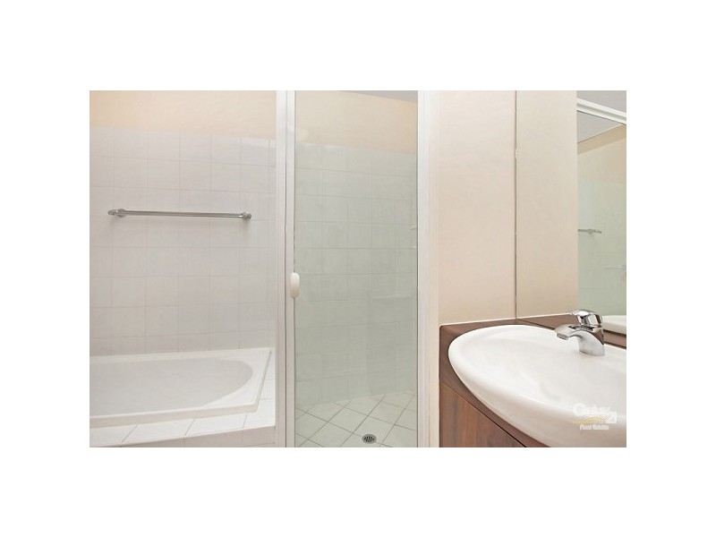 1/1 Torrens Lane, Mawson Lakes SA 5095