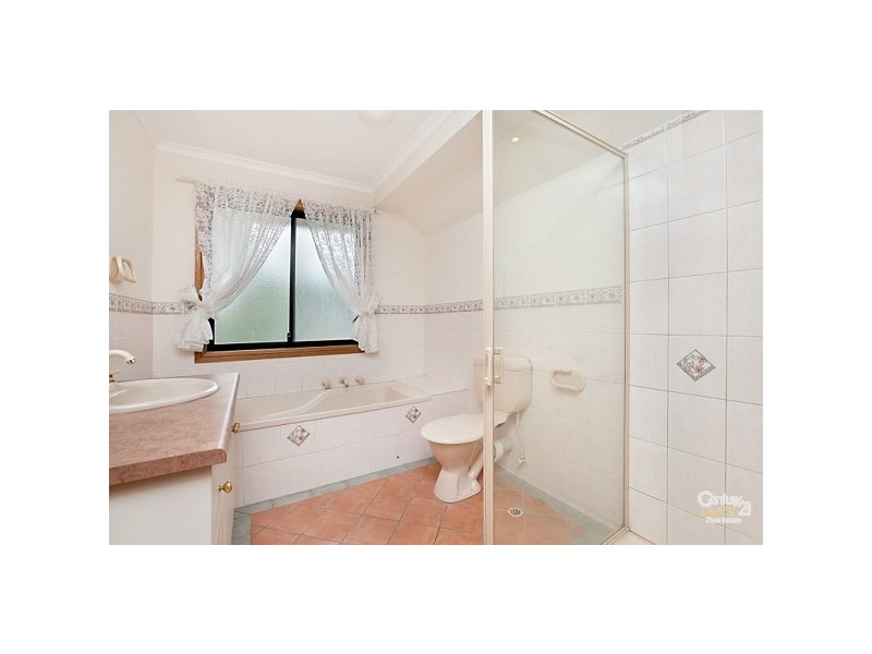 10 Castle Eaton Street, Golden Grove SA 5125