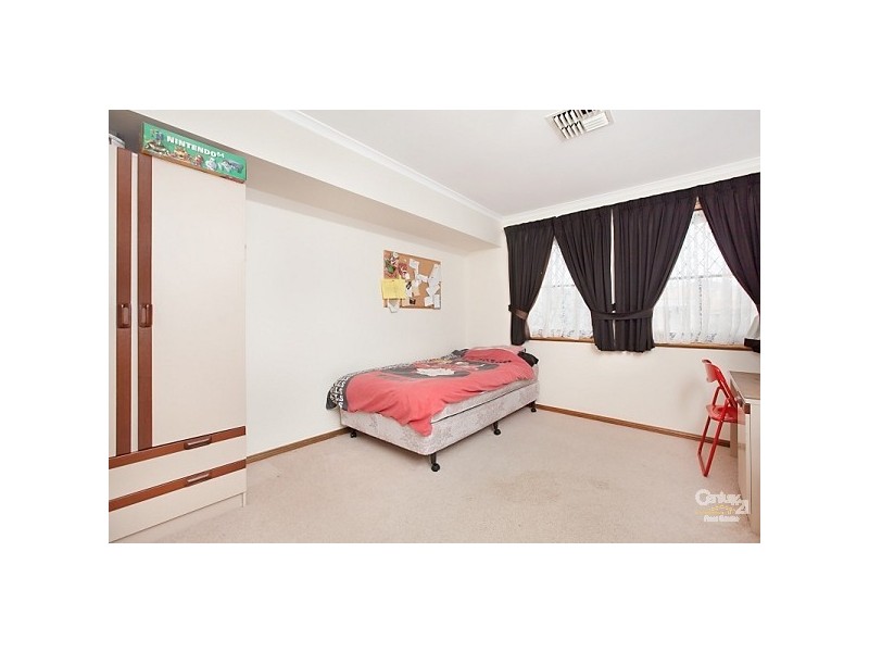 10 Castle Eaton Street, Golden Grove SA 5125