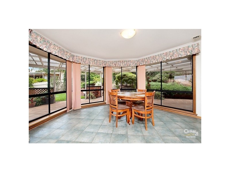 10 Castle Eaton Street, Golden Grove SA 5125