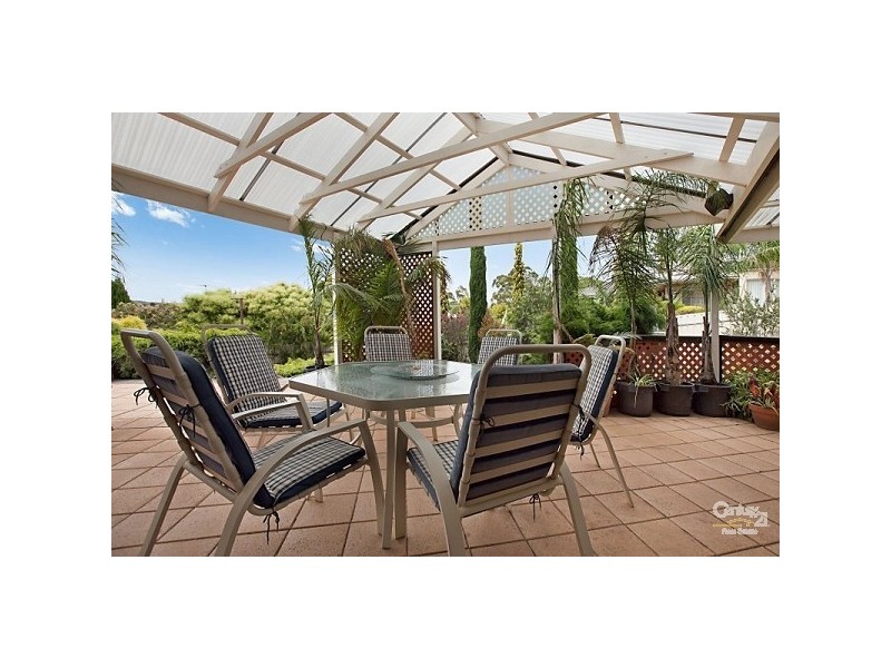 10 Castle Eaton Street, Golden Grove SA 5125