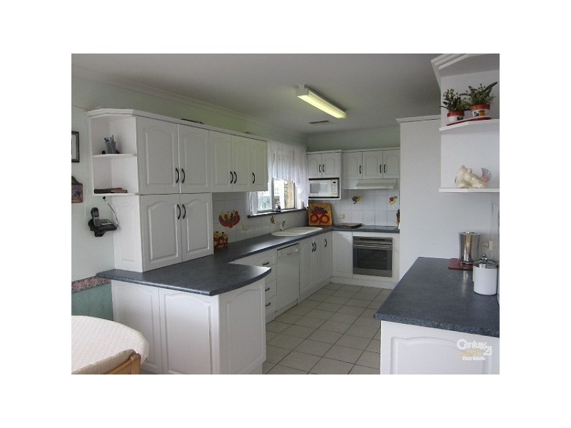 14 Conyngham Avenue, Para Hills SA 5096