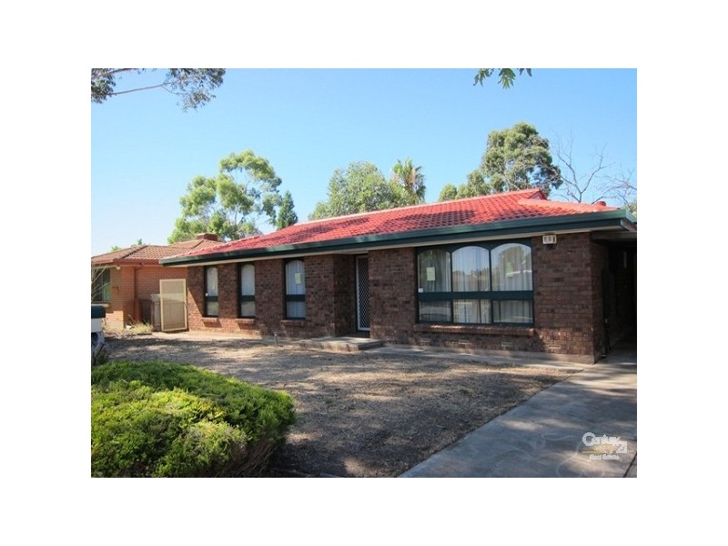 20 Chapman Crescent, Redwood Park SA 5097