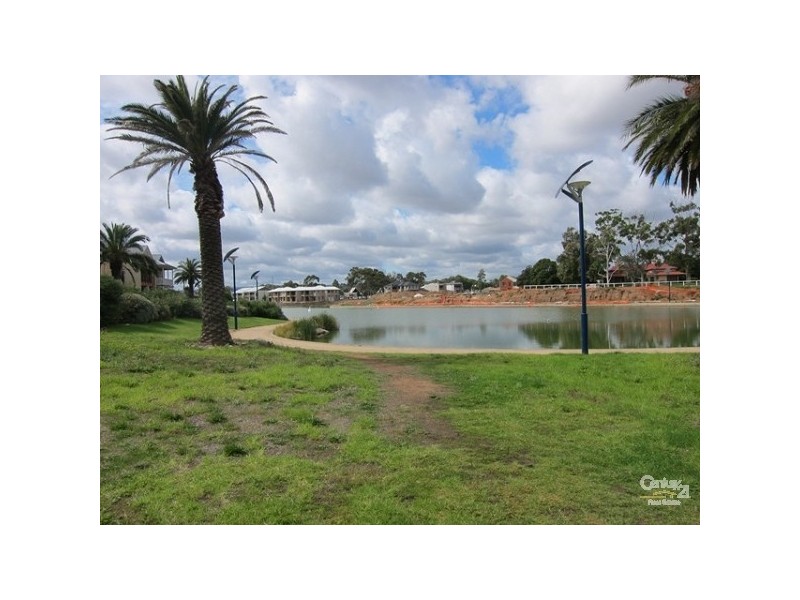 36A Lomond Circuit, Mawson Lakes SA 5095