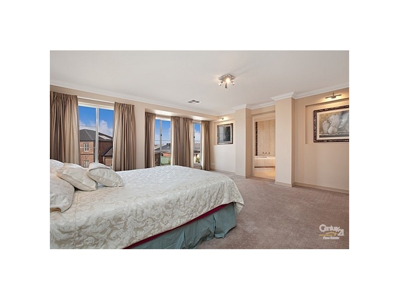 6 Fowler Street, Mawson Lakes SA 5095