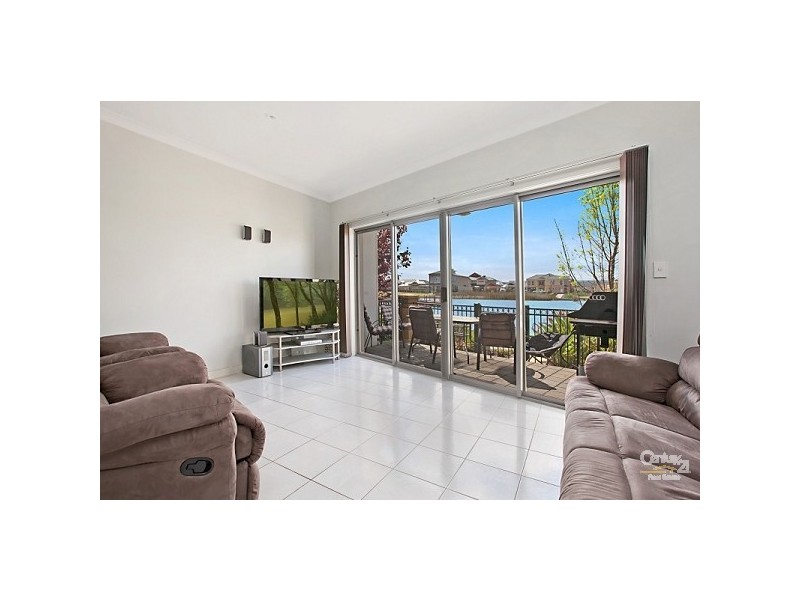 13 Santorini Walk, Mawson Lakes SA 5095