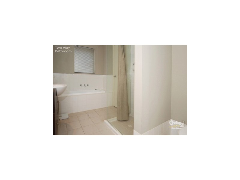 4 Yates Street, Mawson Lakes SA 5095