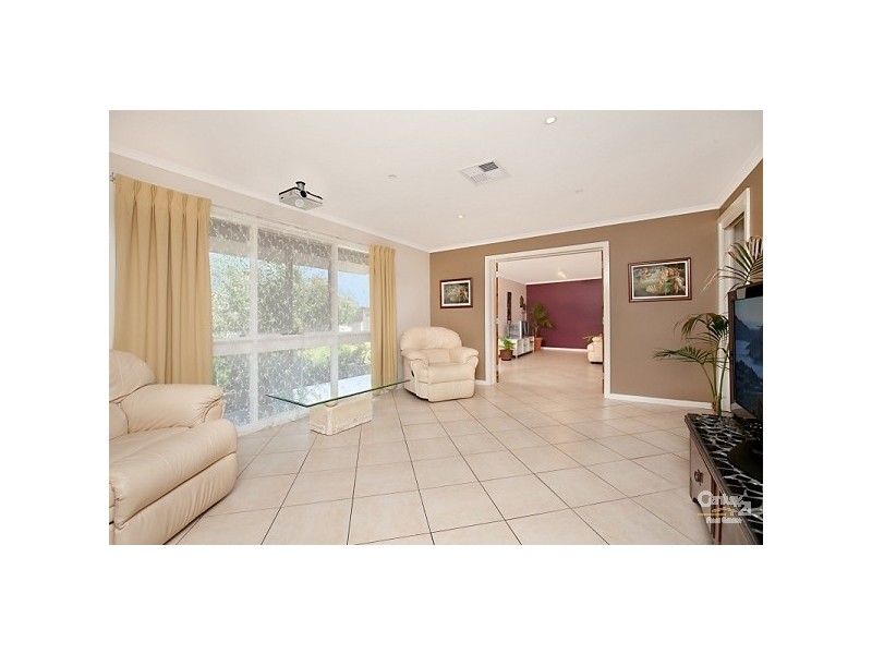 30 Illyarrie Avenue, Surrey Downs SA 5126