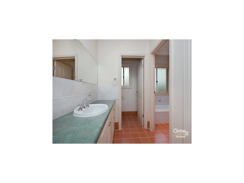 11 Greentree Place, Mawson Lakes SA 5095