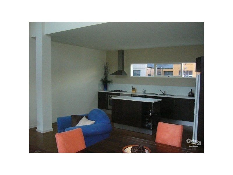 6 Wharfdale Lane, Mawson Lakes SA 5095