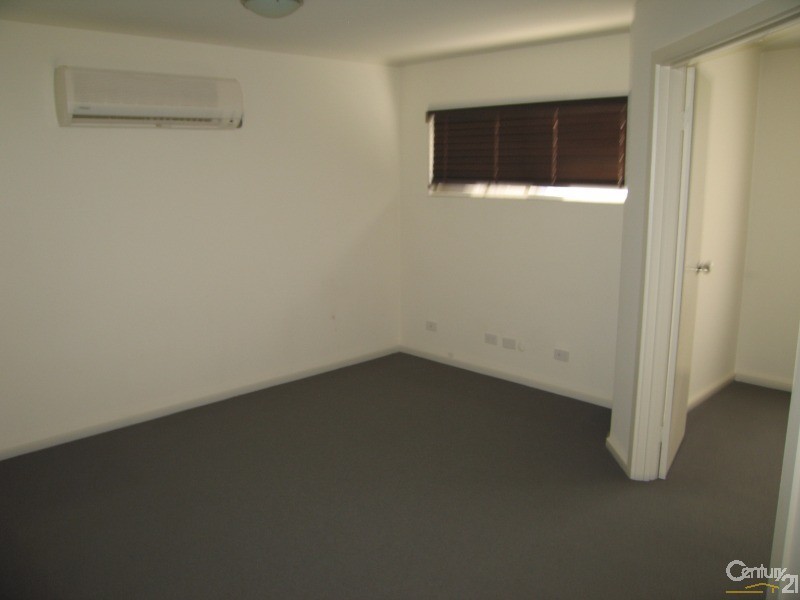 6 Wharfdale Lane, Mawson Lakes SA 5095