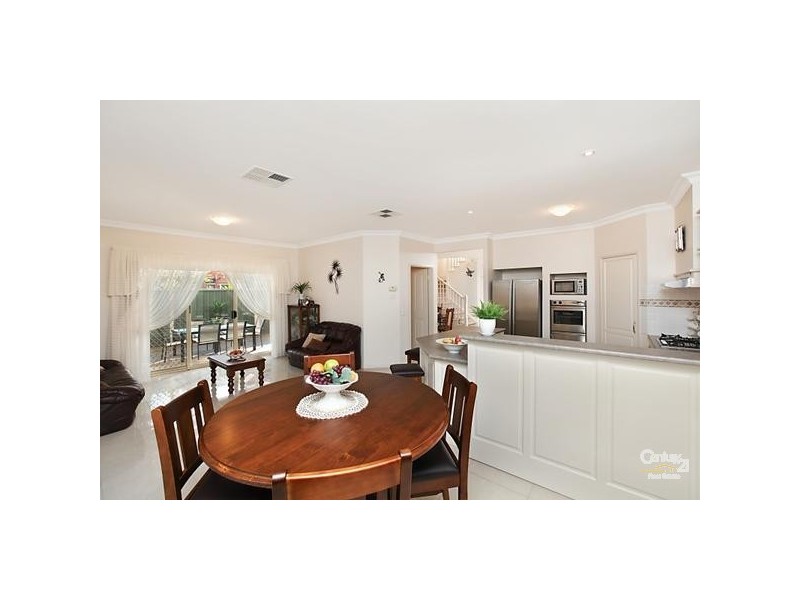 14 McKinlay Court, Mawson Lakes SA 5095