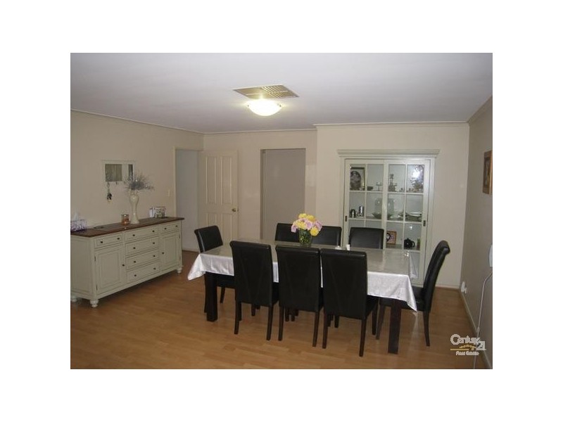 15 Rosecombe Place, Parafield Gardens SA 5107