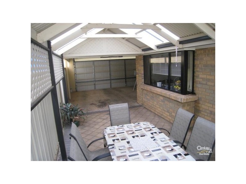 15 Rosecombe Place, Parafield Gardens SA 5107