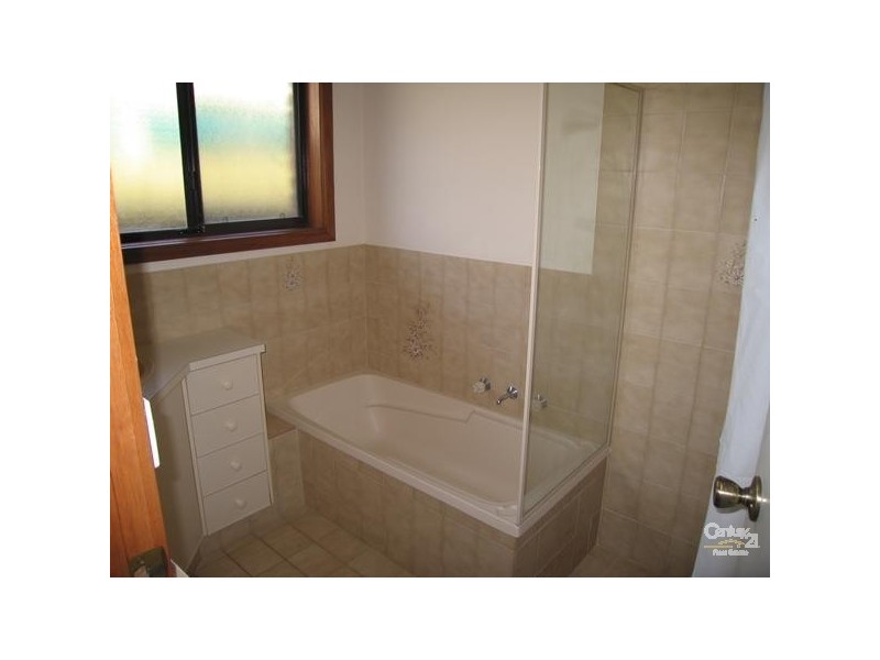 6 Deacon Court, Paralowie SA 5108