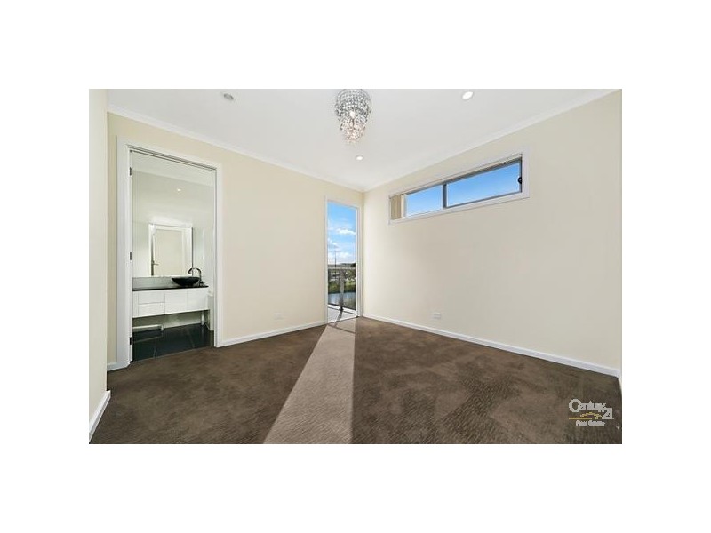 17A Coventry Street, Mawson Lakes SA 5095