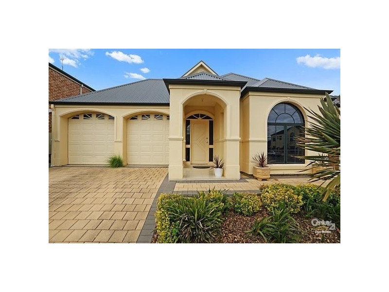 3 Oriole Walk, Mawson Lakes SA 5095
