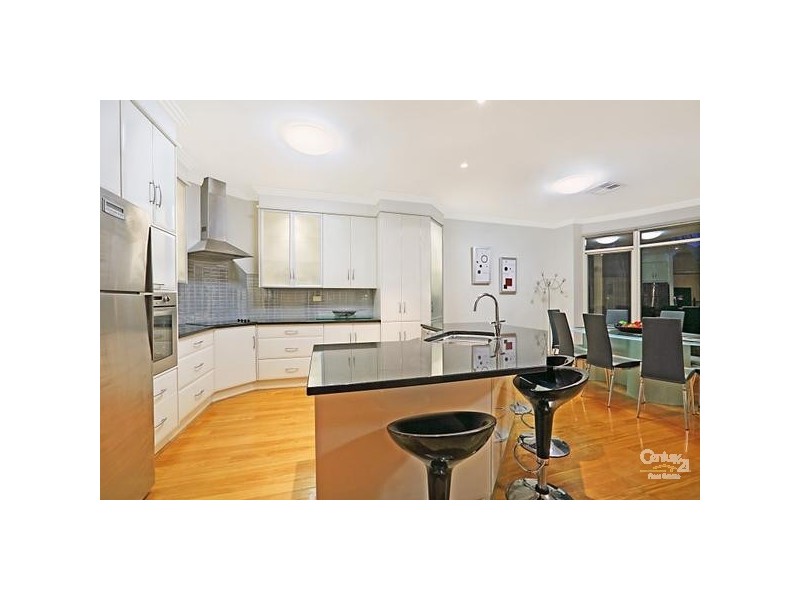 3 Oriole Walk, Mawson Lakes SA 5095