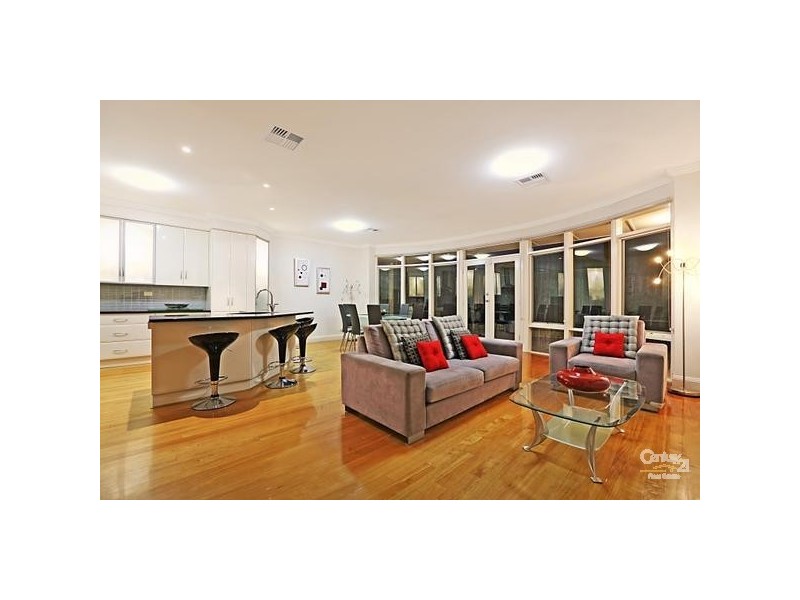 3 Oriole Walk, Mawson Lakes SA 5095