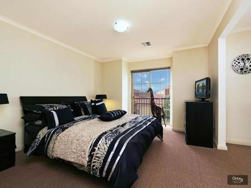 1 Tyrell Court, Mawson Lakes SA 5095