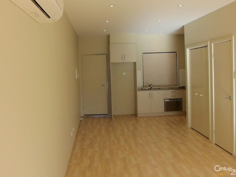 4/20 MacMillan Avenue, Mawson Lakes SA 5095