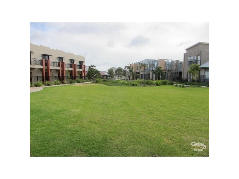 4/20 MacMillan Avenue, Mawson Lakes SA 5095