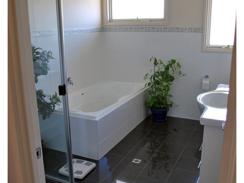 4 Rowan Court, Parafield Gardens SA 5107