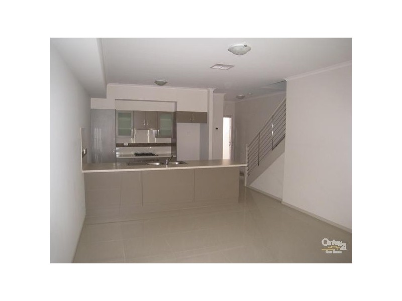 4 Pine Court, Mawson Lakes SA 5095