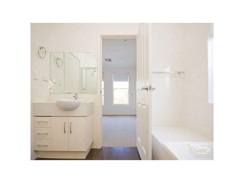 62B Robert Avenue, Clearview SA 5085