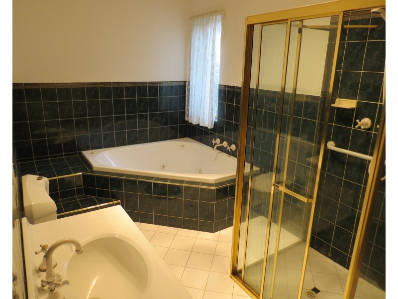 20a Poltawa Terrace, Broadview SA 5083