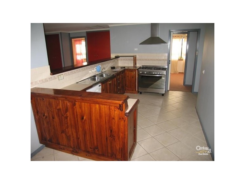 7 Fraser Avenue, St Agnes SA 5097