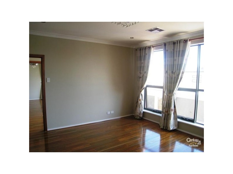 9 Chambers Lane, Mawson Lakes SA 5095