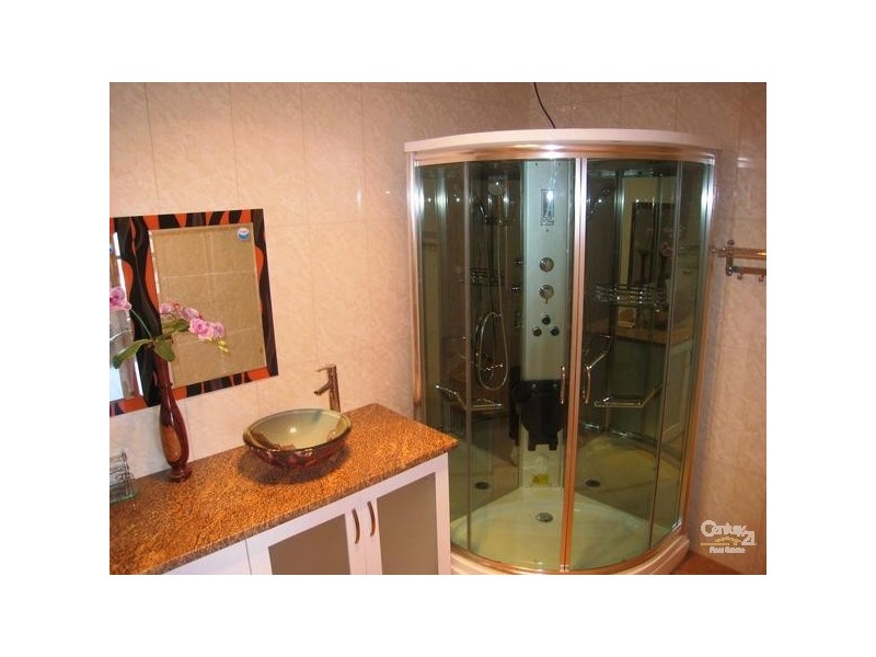 9 Chambers Lane, Mawson Lakes SA 5095